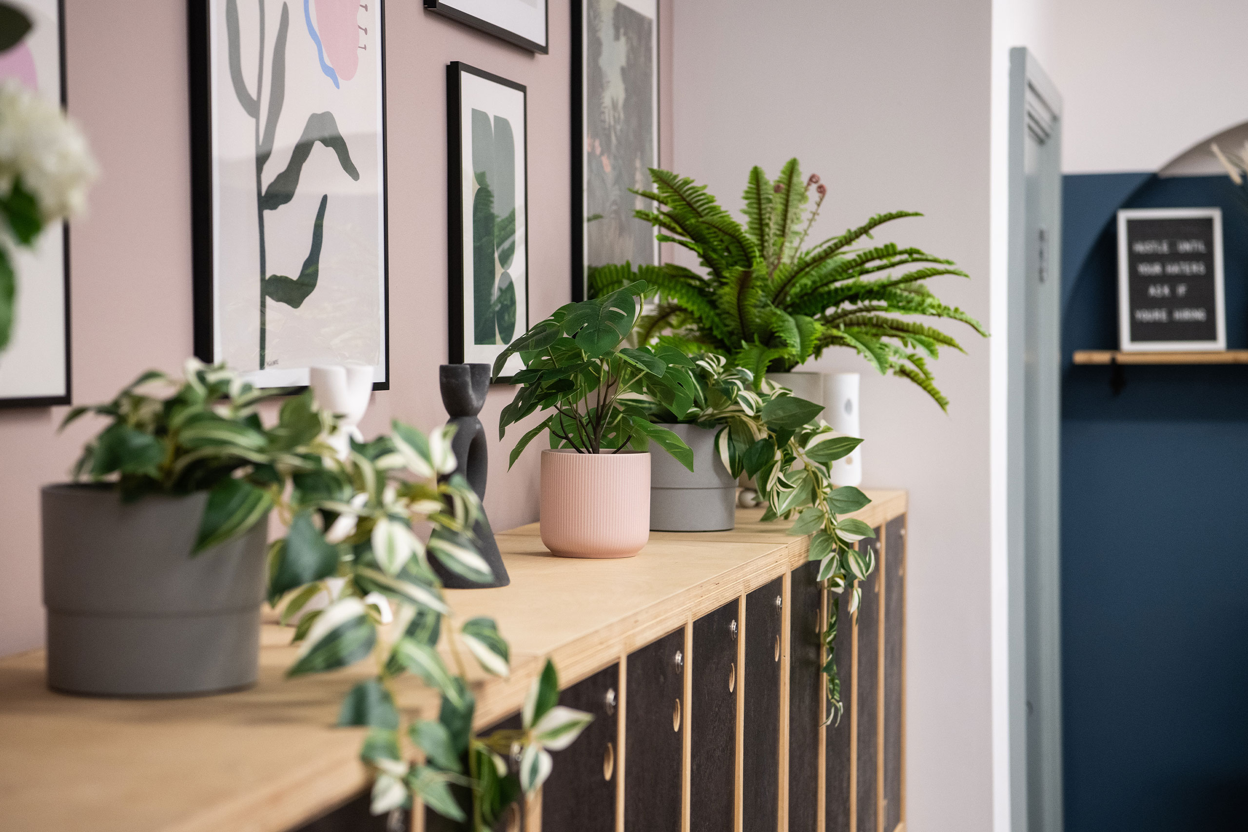 WIZU_WE_ARE_SPACES_COMMERCIAL_INTERIORS_FURNITURE_OFFICE_FIT_OUT_PLANTING